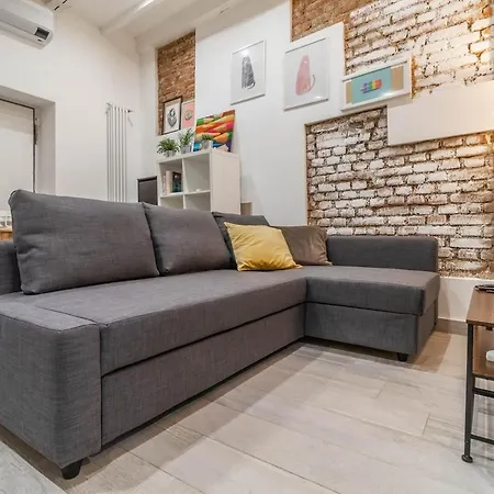 Two Separate Bedrooms Loreto Cozy Corner Milan